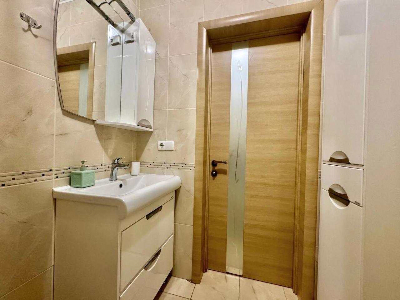 Apartpoltava Стильні Білосніжні Апартаменти, 2-Окремі Кімнати , Документи Для Відрядження , Банківський Чек Exterior foto